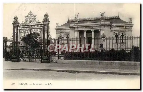 Laval - Le Musee - Cartes postales