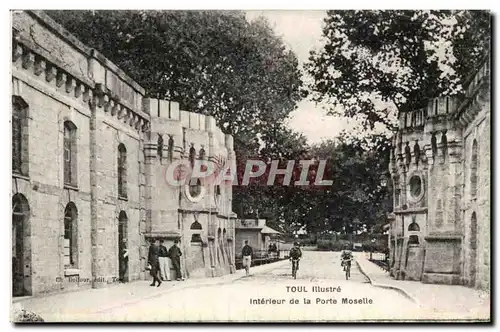 Toul - Intereur de la Porte Moselle Cartes postales