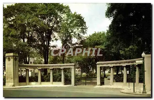 Etats Unis Cartes postales Roddick Memorial Gates Entrance to McGill University Montreal Canada