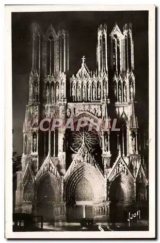 Reims Cartes postales La cathedrale illuminee