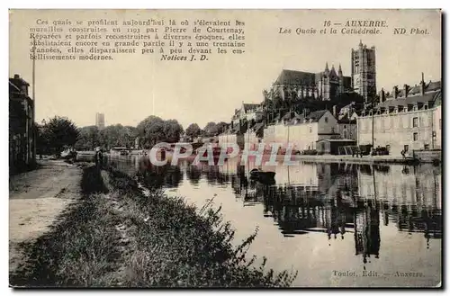 Auxerre Cartes postales Les quais de la cathedrale