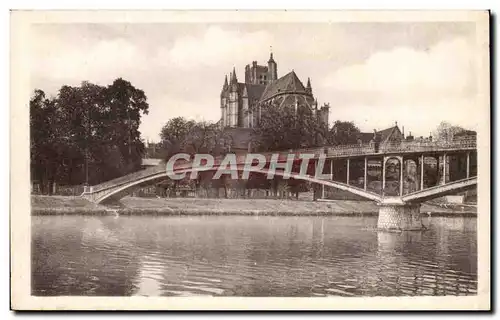 Auxerre Ansichtskarte AK La passerelle et la cathedrale