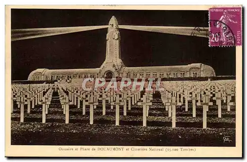 Cartes postales Ossuaire et phare de Douaumont et cimetiere national (15000 tombes)