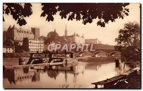 Pau Cartes postales Le chateau Henri IV vu de la rive gaiche du Gave