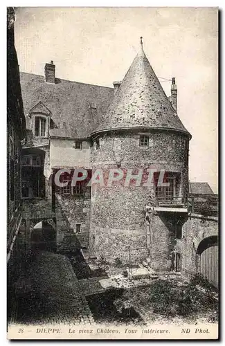 Dieppe Ansichtskarte AK Le vieux chateau Cour interieure