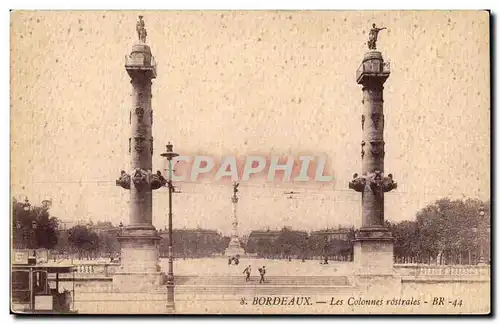 Bordeaux Cartes postales Les colonnes rostrales