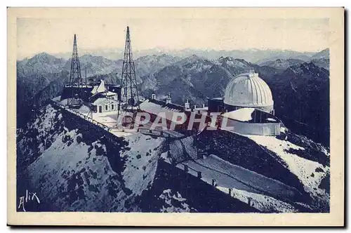 Cartes postales Le pic du miid de Bigorre L&#39observatoire et la chaine des Pyrenees