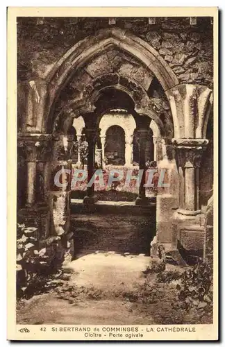 Saint Bertrand de Comminges Ansichtskarte AK La cathedrale Cloitre Porte ogivale