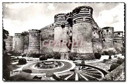 Angers - Le chateau et ses Fosses Fleuris - Cartes postales