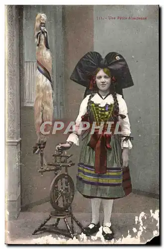 Cartes postales Fantaisie Alsace Lorraine Fileuse Une petite alsacienne