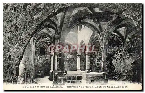 Ansichtskarte AK Monastere de Lerins Interieur du vieux chateau Saint Honorat