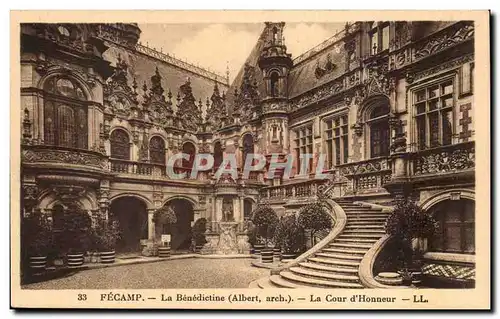 Fecamp Cartes postales La Benedictine La cour d&#39honneur