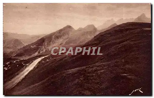 Ansichtskarte AK Route thermale d&#39aubisque Au sommet Les paturages aux bords de la route