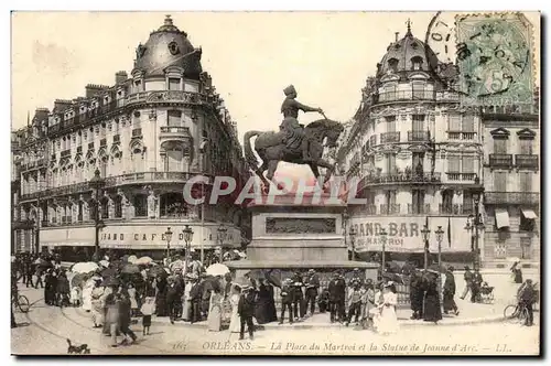 Orleans Cartes postales La place du Martroi et a statue de Jeanne d&#39arc