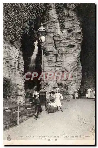 Paris (19eme) Ansichtskarte AK Buttes Chaumont L&#39entree de la grotte (enfants)