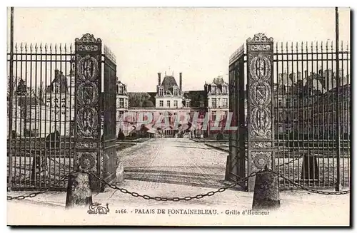 Cartes postales Palais de Fontainebleau GRilel d&#39honneur