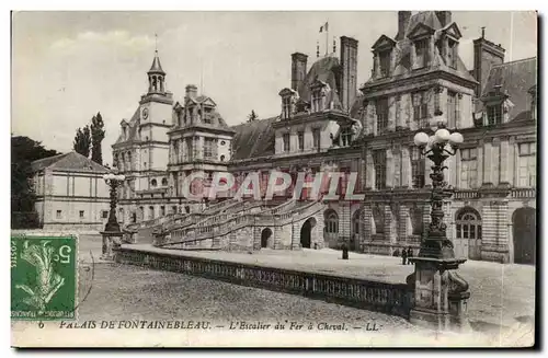 Ansichtskarte AK fontainebleau Palais L&#39escalier du fer a cheval