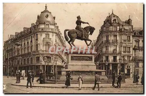 Cartes postales orleans La place du Martroi Statue de Jeanne d&#39Arc