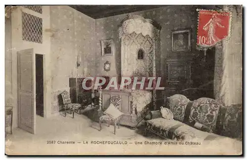 La Rochefoucauld Cartes postales Une chambre d'amis du chateau