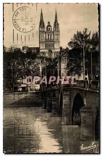 Angers - Le Pont du Centre sur la Maine vers la Cathedrale - Ansichtskarte AK