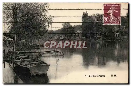 Cartes postales Bords de Marne (barque)