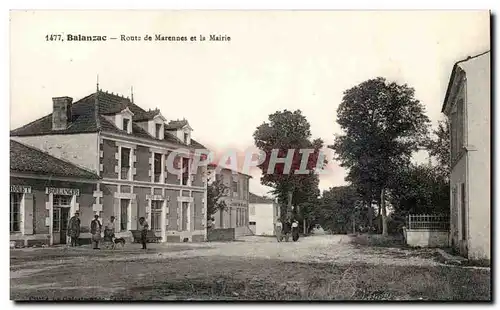 Balanzac Ansichtskarte AK Route de Marennes et la mairie (boulanger)