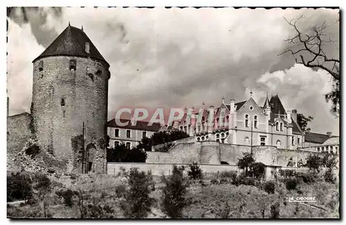 Thouars Cartes postales la tour du prince de Galles et le college