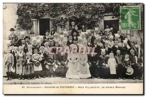 Environs de Parthenay Ansichtskarte AK Noce villageoise un double mariage