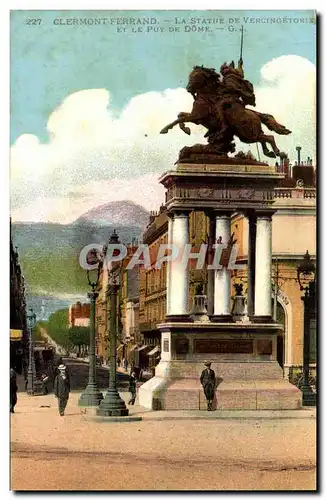 Clermont Ferrand Cartes postales La statue de Vercingetorix et le puy de Dome (heros de Gergovie)