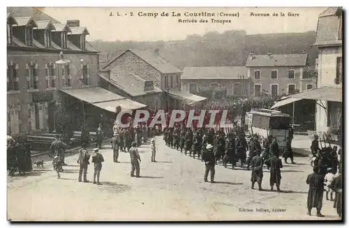 Camp de la Courtine - Avenue de la Gare - Arrivee des Troupes - Ansichtskarte AK