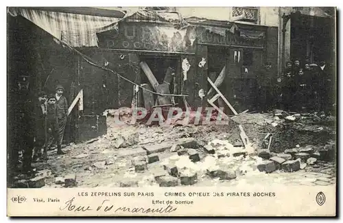 Paris Cartes postales Les zeppelins sur Paris Crimes odieux des boches Effet de bombe (cordonnerie) Rue des Maro