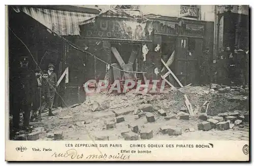 Paris Ansichtskarte AK Les zeppelins sur Paris Crimes odieux des boches Effet de bombe (cordonnier) dans le 20eme