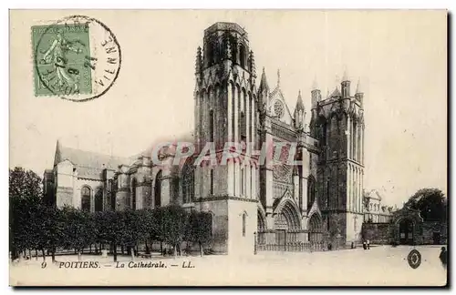 Poitiers Cartes postales La cathedrale