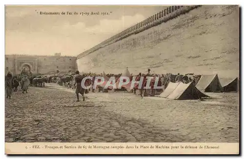 Maroc Fez Ansichtskarte AK Troupes et section de 65 de montagne dans la place du Machina pour la defense de l&#39