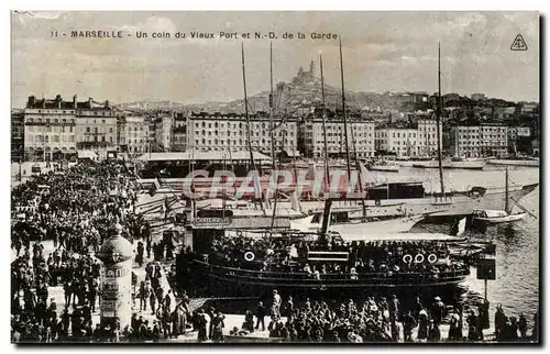 Marseille Cartes postales Un coin du vieux port et ND de la Garde