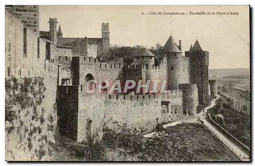 Cite de Carcassonne Cartes postales Ensemble de la porte d&#39Aude