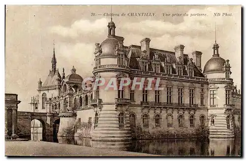 Chateau de Chantilly Cartes postales Vue prise du parterre