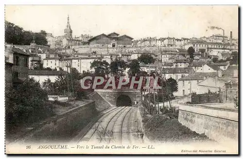 Angouleme Cartes postales Vue du tunnel de chemin de fer