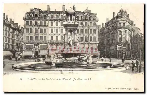 Lyon Cartes postales La fontaine de la place des Jacobins