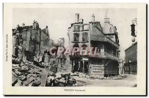 Verdun Cartes postales Bombarde