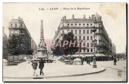 Lyon Cartes postales Place de la Republique