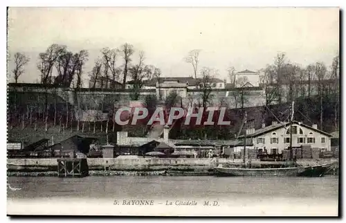 Bayonne Cartes postales La citadelle