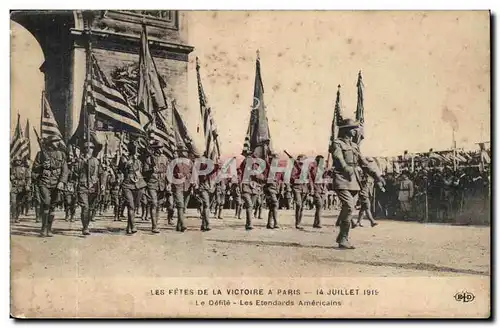 Paris Ansichtskarte AK Defiles de la victoire a Paris 14 juillet 1919 Le defile Les etandards americains