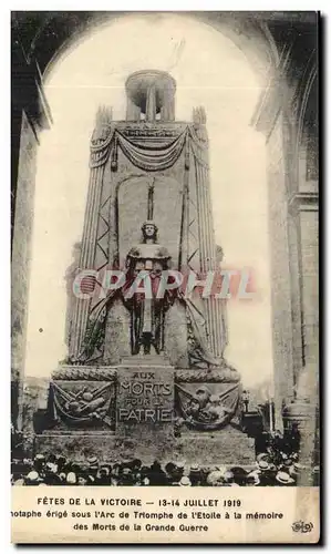 Paris Ansichtskarte AK Defiles de la victoire a Paris 14 juillet 1919 CEnotaphe erige sous l&#39arc de triomphe d