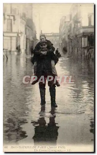 Paris Cartes postales Inondations de Paris 29 janvier 1910 Un homme courageux TOP