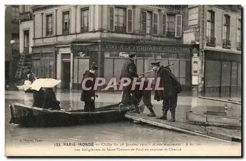 Paris Cartes postales Cliche du 28 janvier 1910 Religieuses de Saint Vincent de Paul en tournee de charite Inond