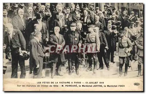Paris Cartes postales FEtes de la Victoire 13 juillet 1919 Sur les marches de l'hotel de ville M Poincare Jof