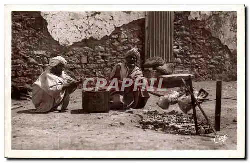 Algerie Ansichtskarte AK Scenes et types le merchpui Un mechoui en plein air