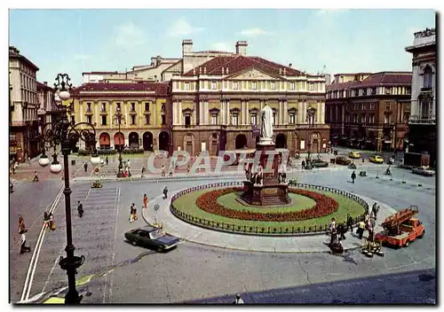 Italie Italia Milano Cartes postales moderne Piazza della Scala