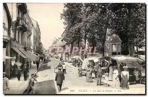 Vichy Cartes postales La rue de Nimes